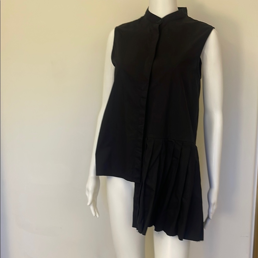 OAK Black Sleeveless Asymmetrical Botton Down Top